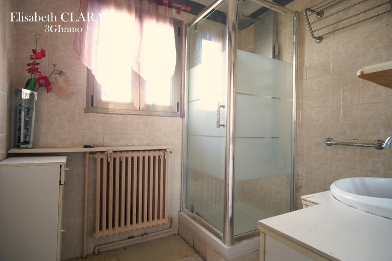 Maison - 96 m² - 5 pièces