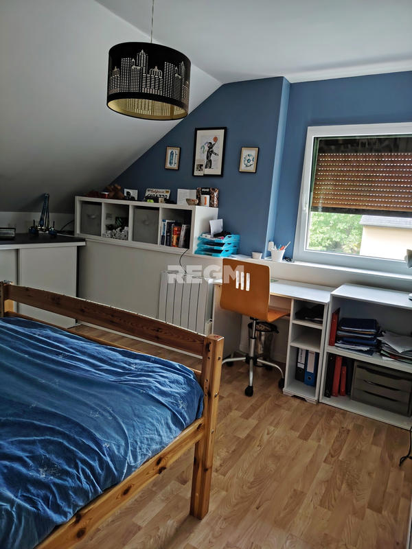 Maison - 137 m² - 7 pièces