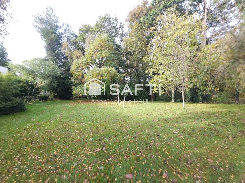 Maison - 254 m² - 9 pièces