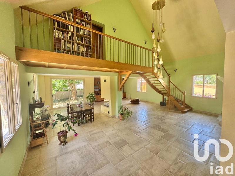 Maison - 380 m² - 10 pièces