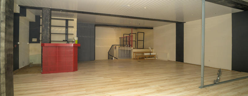 Local commercial - 499 m²