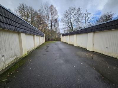 Parking / Garage - 105 m²