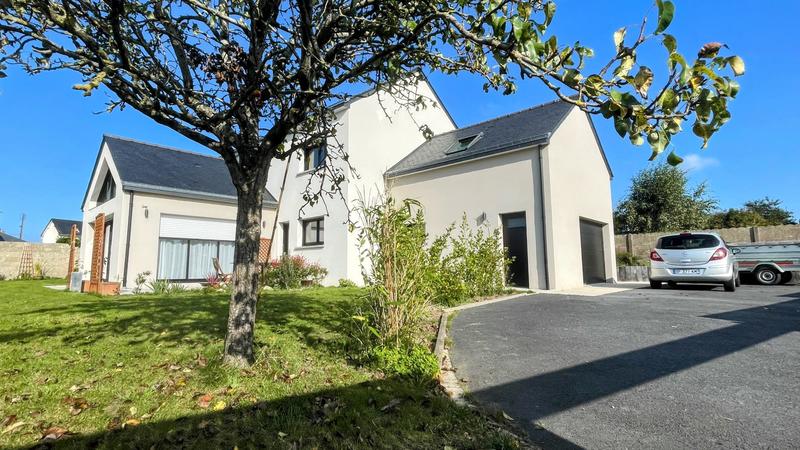 Maison - 168 m² - 7 pièces