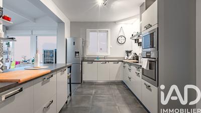 Maison - 135 m² - 7 pièces