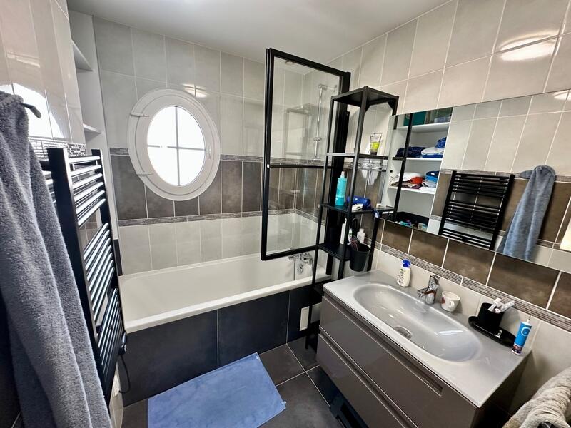 Maison - 118 m² - 6 pièces