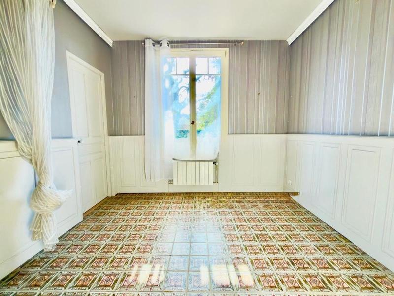 Propriété - 173 m² - 7 pièces