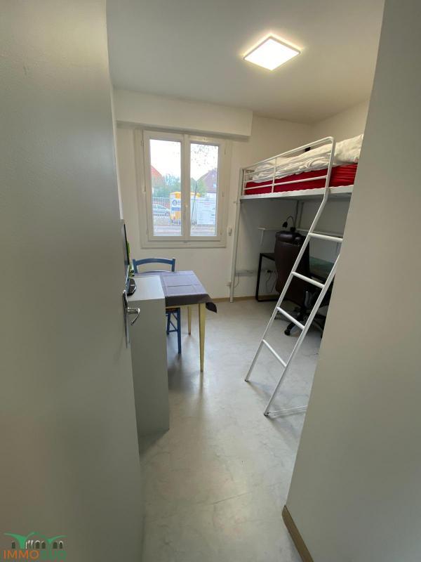 Studio - 12 m² - 1 pièce