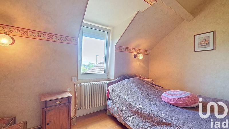 Maison - 215 m² - 9 pièces