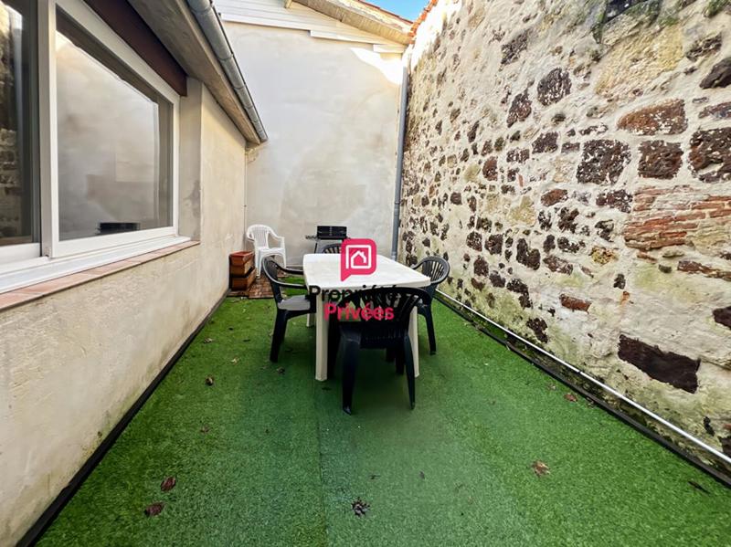 Maison - 90 m² - 5 pièces