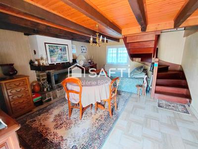 Maison - 96 m² - 4 pièces