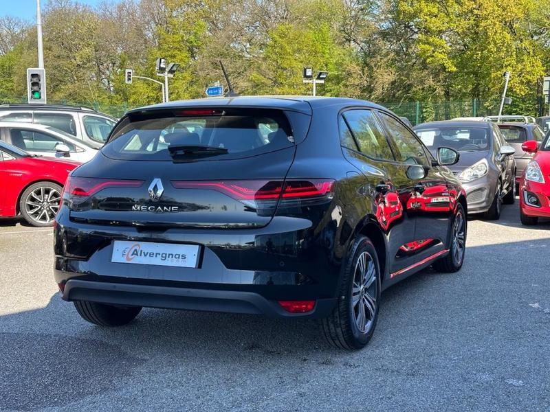 Renault Mégane IV (2) 1.5 Blue Dci 115 Evolution Edc