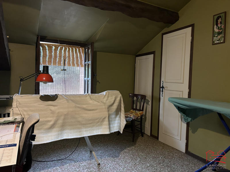 Maison - 210 m² - 8 pièces