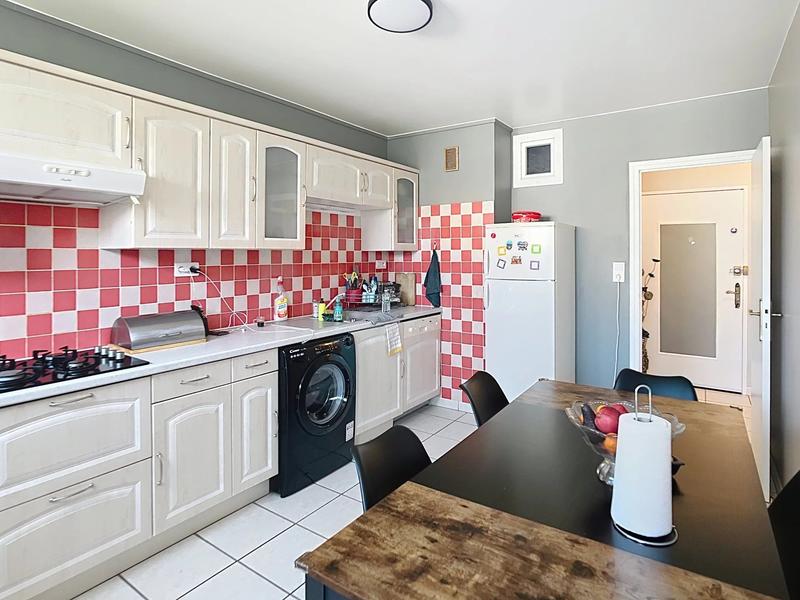 Appartement - 80 m² - 4 pièces