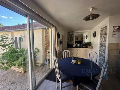 Maison - 112 m² - 4 pièces