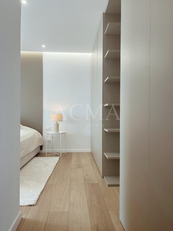 Appartement - 93 m² - 4 pièces