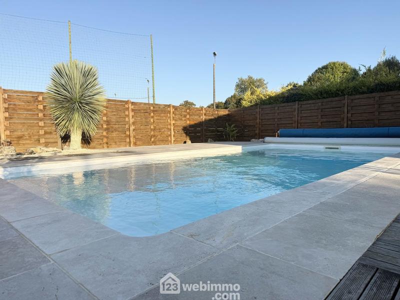 Maison - 103 m² - 5 pièces