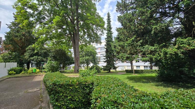 Appartement - 104 m² - 4 pièces