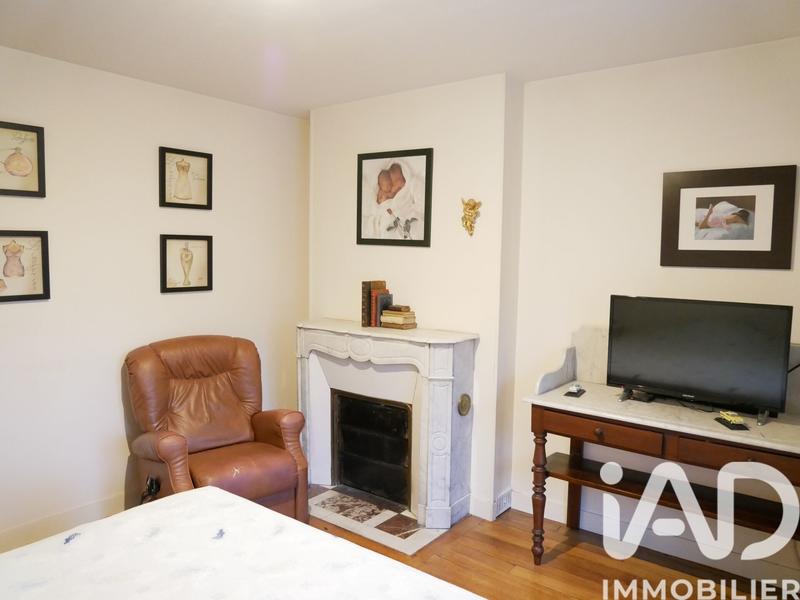 Maison - 231 m² - 8 pièces