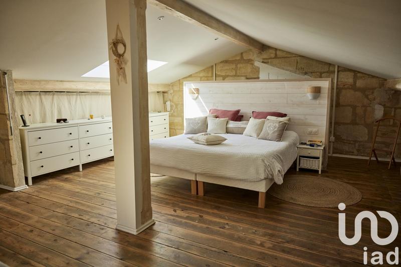 Maison - 371 m² - 11 pièces