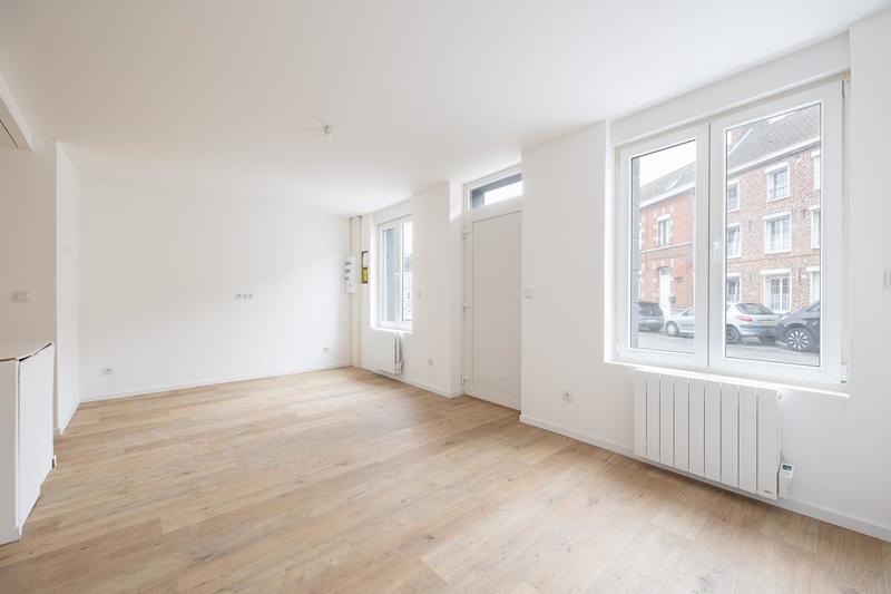 Maison - 95 m² - 5 pièces