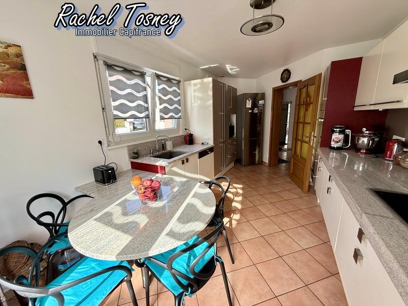 Maison - 137 m² - 7 pièces