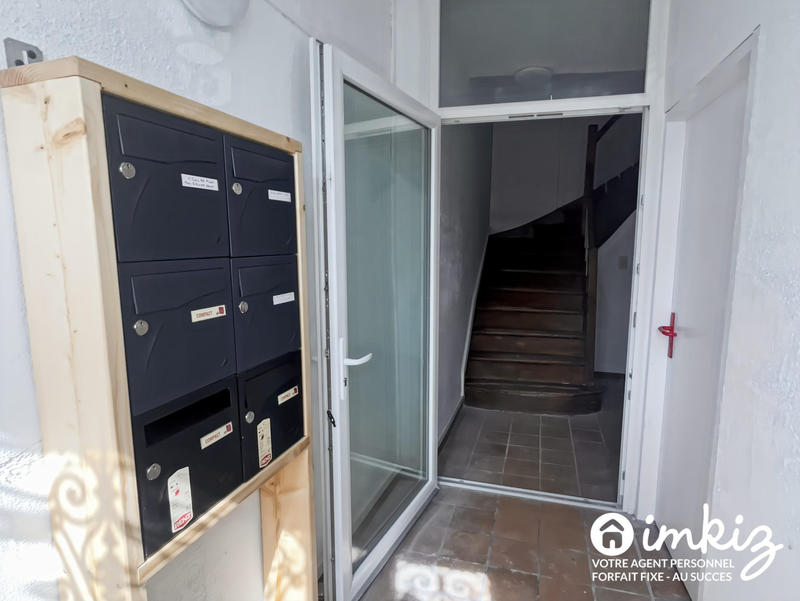 Maison - 318 m² - 13 pièces