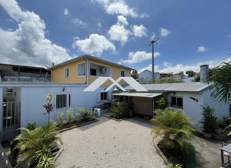 Maison - 142 m² - 7 pièces