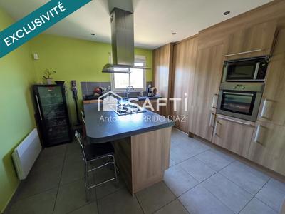 Maison - 128 m² - 4 pièces