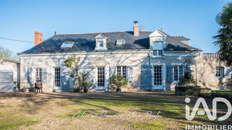 Maison - 181 m² - 8 pièces