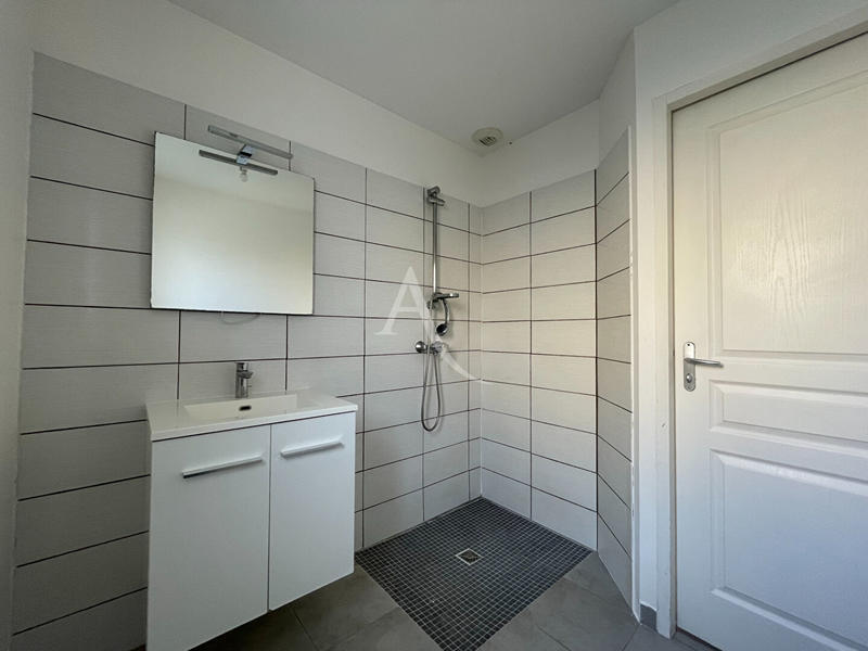 Maison - 77 m² - 4 pièces