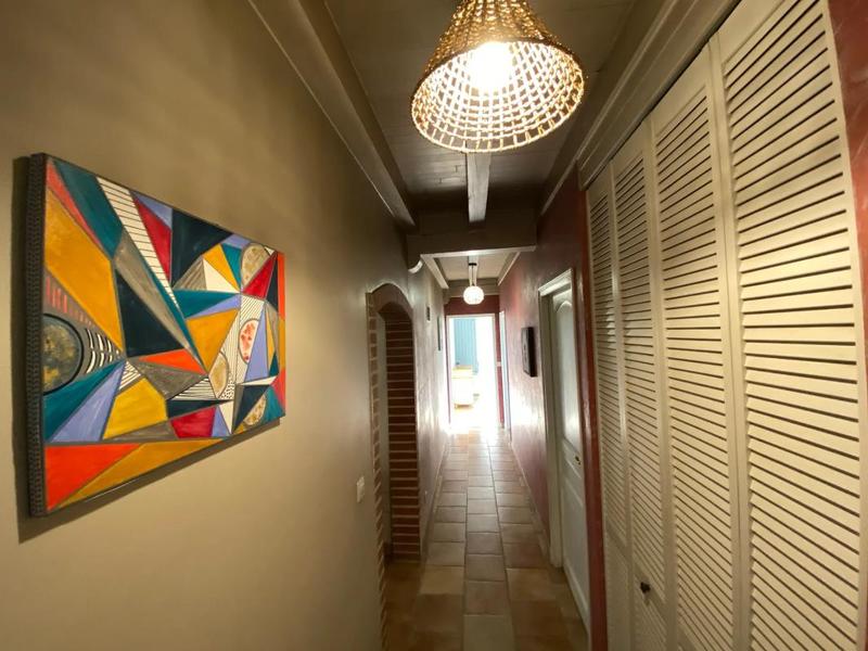 Maison - 200 m² - 7 pièces