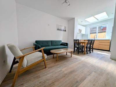 Maison - 84 m² - 6 pièces