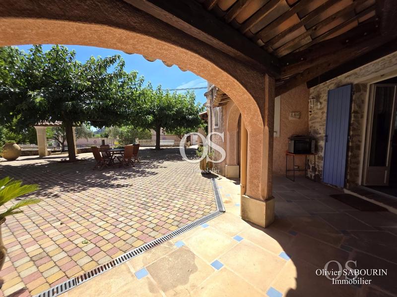 Maison - 165 m² - 6 pièces