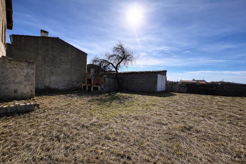 Mas - 86 m² - 3 pièces