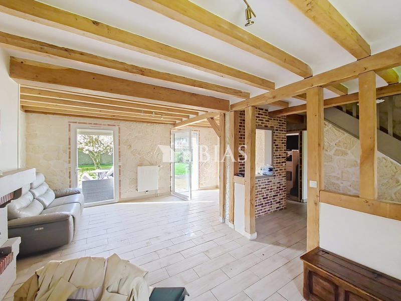 Maison - 86 m² - 5 pièces