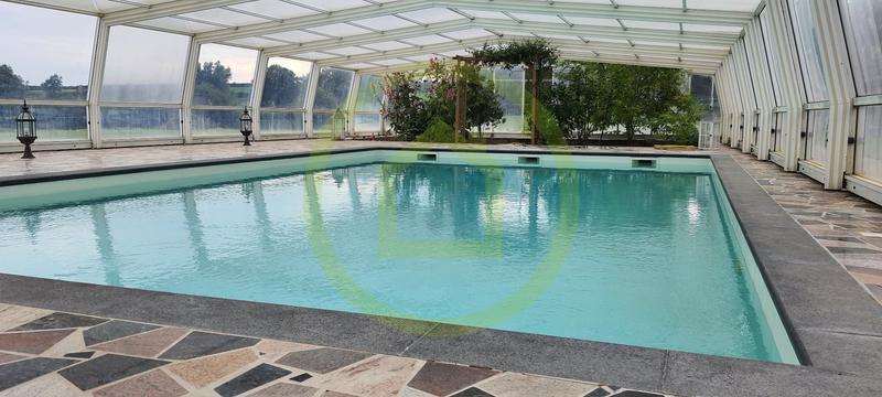 Maison - 376 m² - 7 pièces