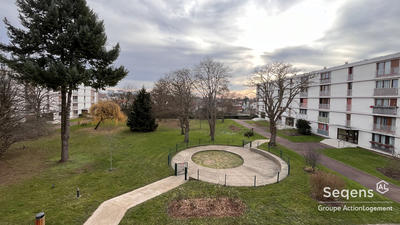 Appartement - 67 m² - 4 pièces