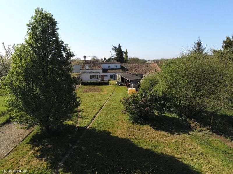 Maison - 135 m² - 6 pièces