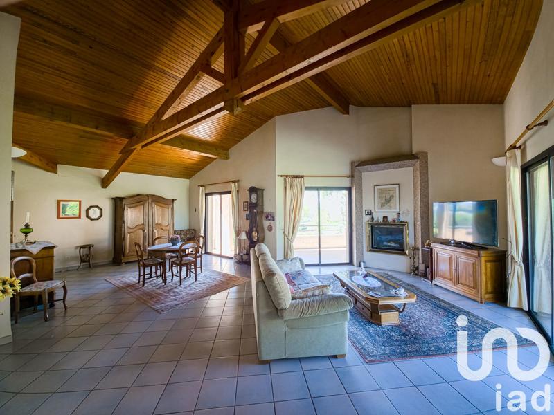 Maison - 192 m² - 5 pièces