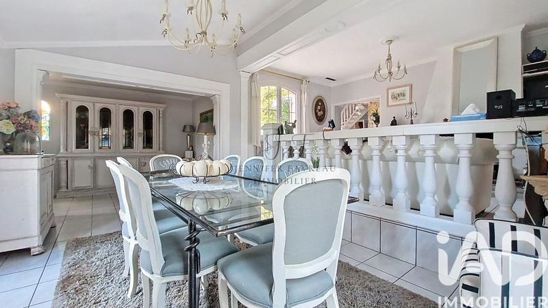 Maison - 165 m² - 5 pièces