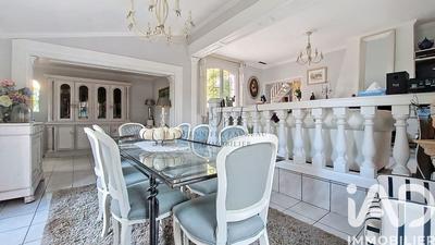 Maison - 165 m² - 5 pièces