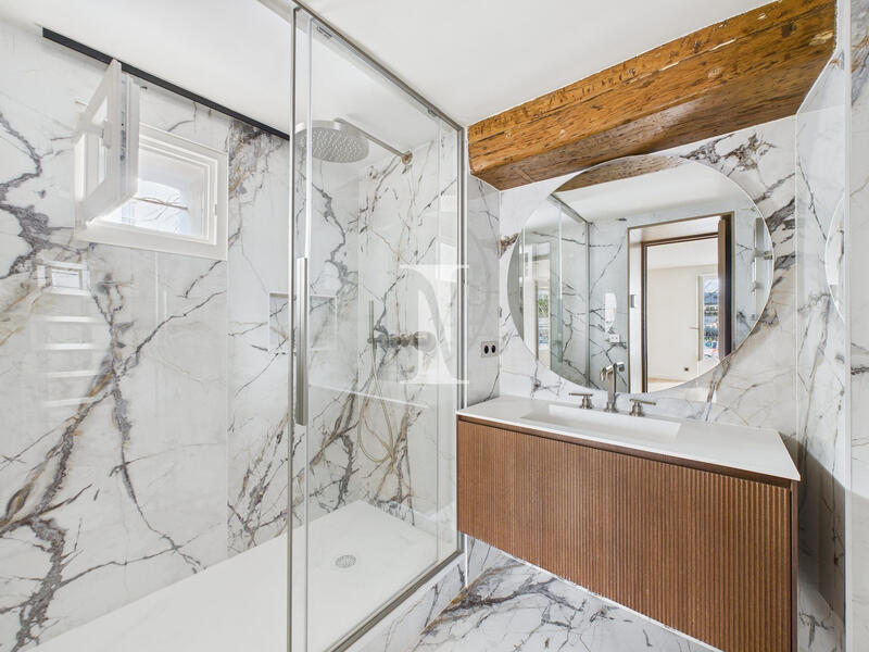 Appartement - 84 m² - 3 pièces