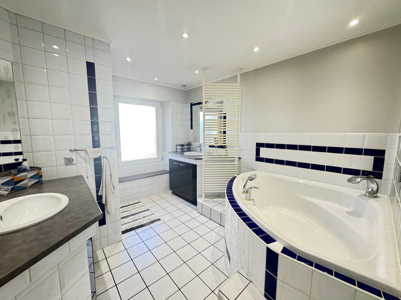 Appartement - 87 m² - 3 pièces