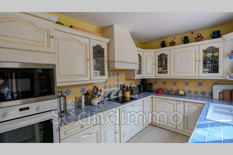 Maison - 131 m² - 6 pièces