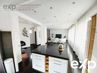 Maison - 150 m² - 7 pièces