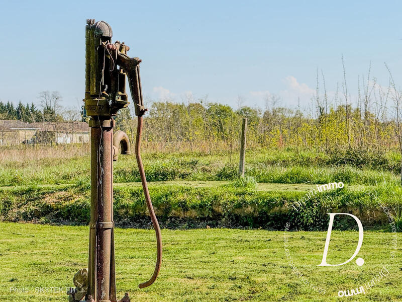 Maison - 200 m² - 9 pièces