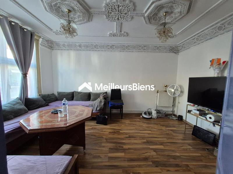 Maison - 96 m² - 4 pièces