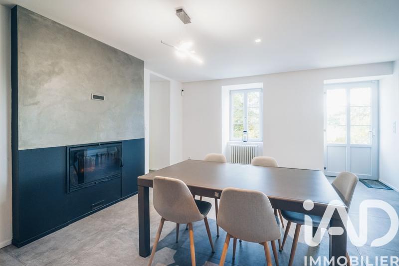 Maison - 328 m² - 12 pièces