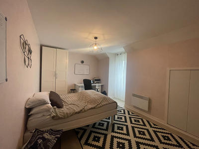 Maison - 141 m² - 6 pièces