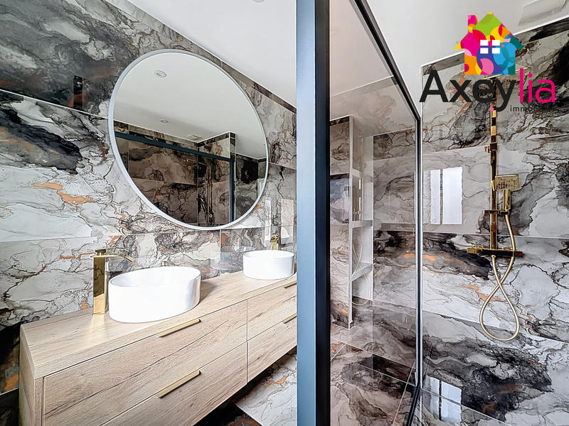 Maison - 125 m² - 5 pièces